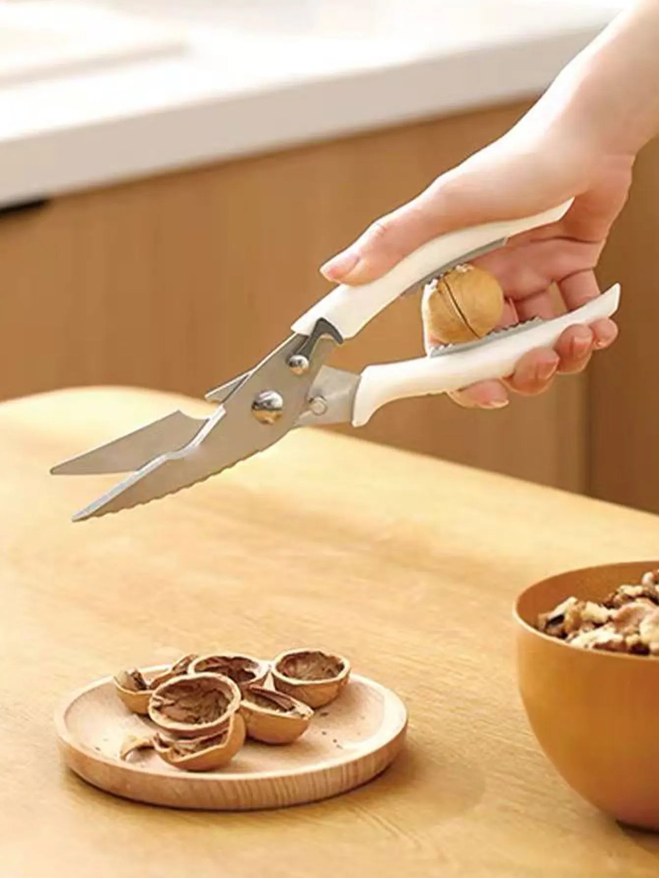 Kitchen Chicken Bone Scissors, Strong Stainless Steel, Multi-Functional, for Barbecue, Fish Cutting, Bone Cutting, Vegetable Cutting, Food-Specific Scissors, 1 Piece