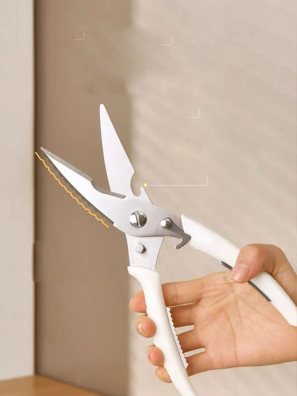Kitchen Chicken Bone Scissors, Strong Stainless Steel, Multi-Functional, for Barbecue, Fish Cutting, Bone Cutting, Vegetable Cutting, Food-Specific Scissors, 1 Piece